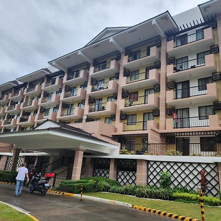 Northpoint Condo Free Airport Pick Up For 3 Nights Stay Or More Davao Exterior photo